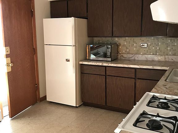 5th image of 8614 W Summerdale Ave APT 1S