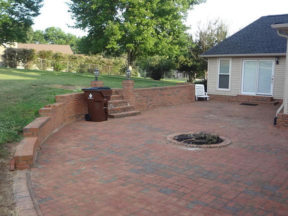2nd image of 439 Dairy Ln