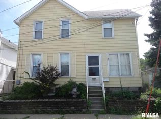 922 4th Ave, Moline, IL 61265