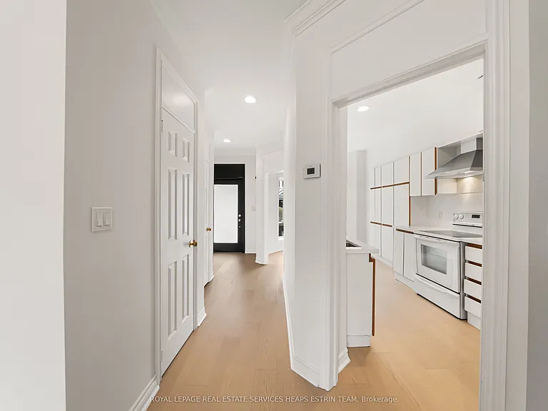 10 Gibson Ave — Photo 14