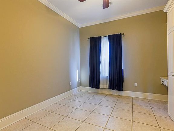 4th image of 1505 Royal Palm Dr