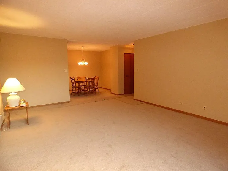 10420 Circle Dr #22B — Photo 5
