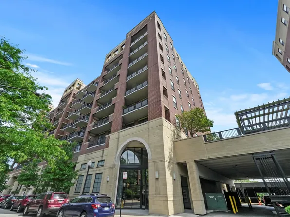 811 W 15th Pl Unit 604, Chicago, IL 60608
