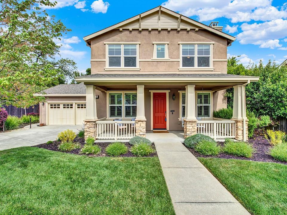 1st image of 18 Riverton Court