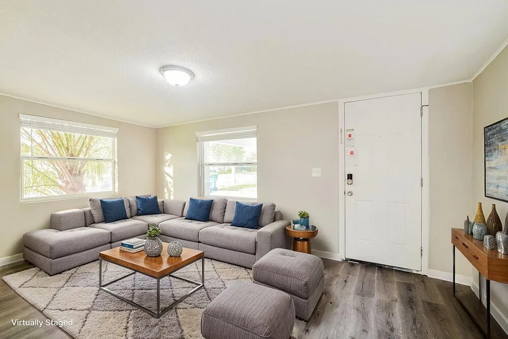 3 bed, 1.5 bath, 1145 sqft, $1,890 — Photo 4