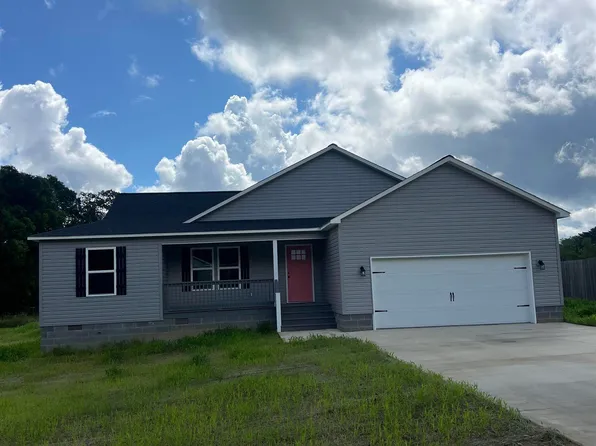 967 Creekstone Point Dr, Fort Payne, AL 35967
