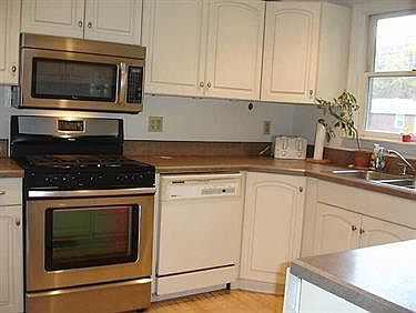 2nd image of 1224 Meadowlark Dr