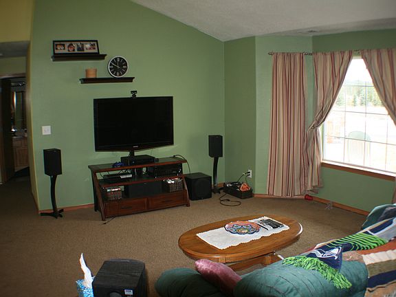 3rd image of 1108 N Tara Lee St