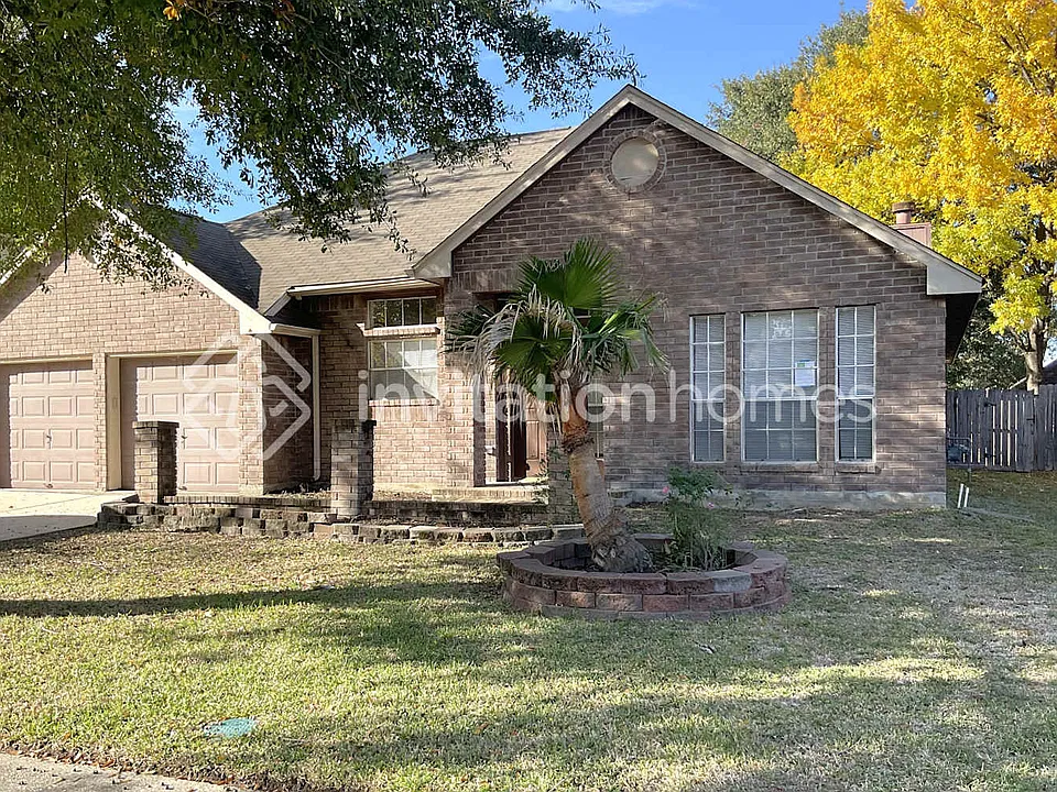 7327 Maple Walk Dr