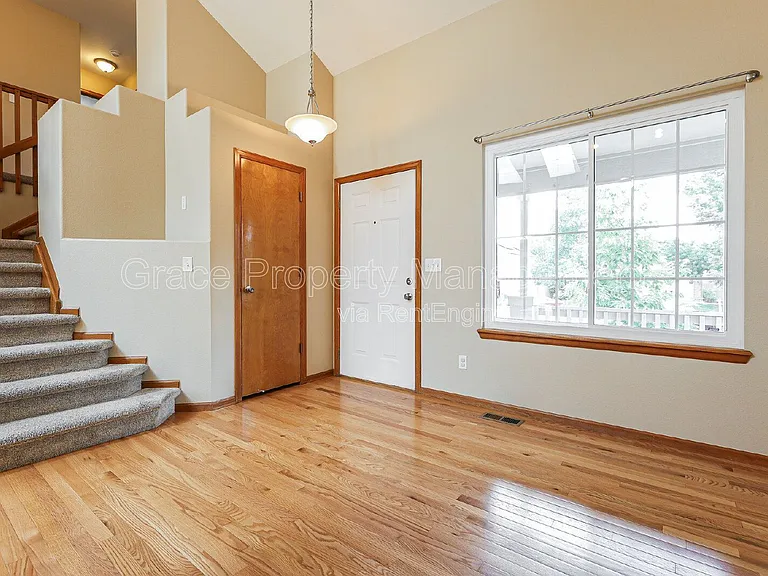 2329 Alpha Ct — Photo 5
