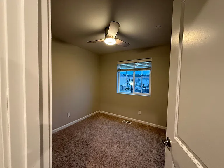 4768 Deadwood St — Photo 14