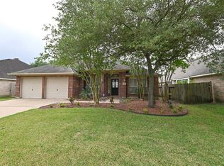 3318 Endicott Ln, Pearland, TX 77584