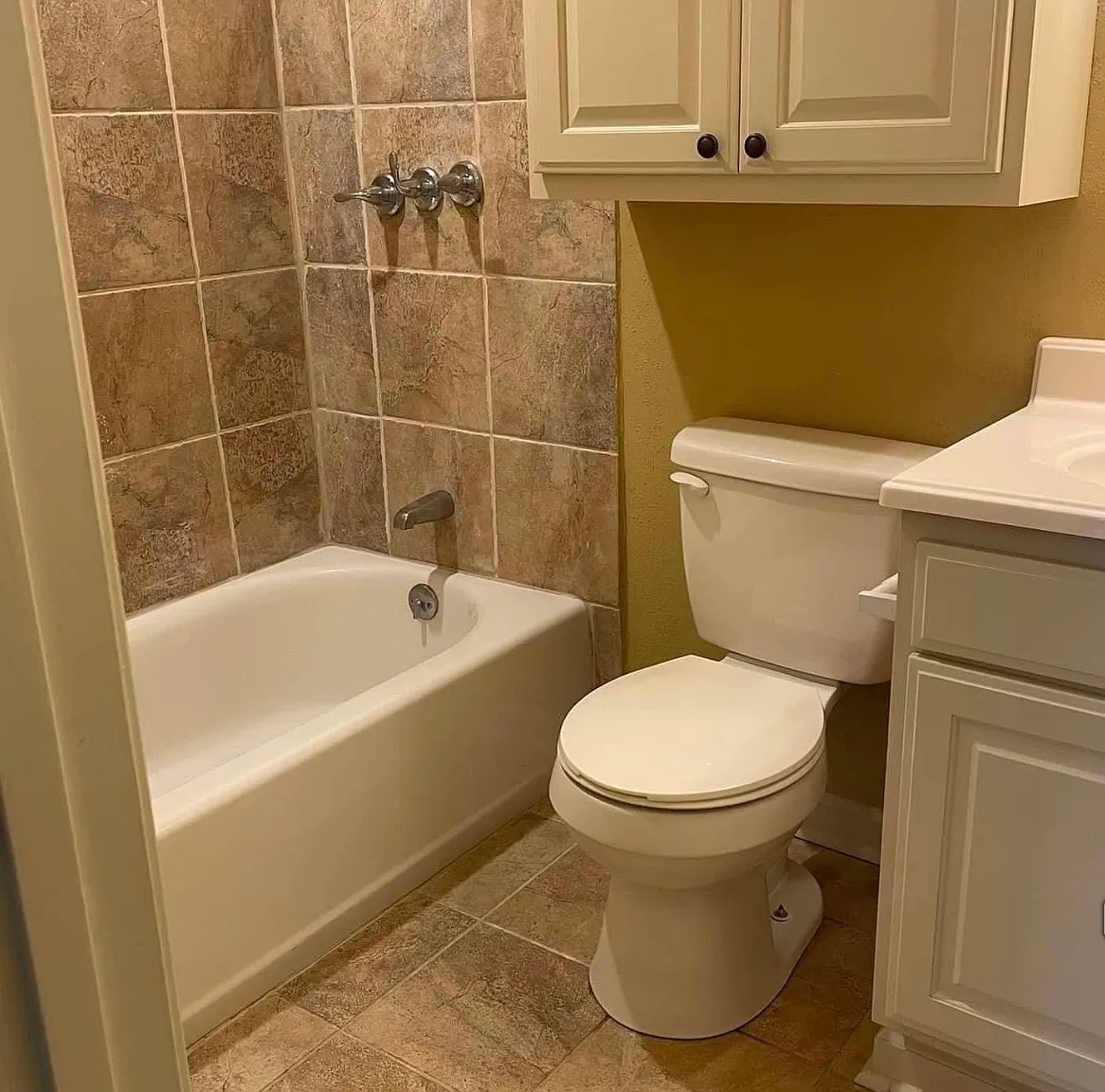 Colony Trace Apartments - 9 — Photo 4