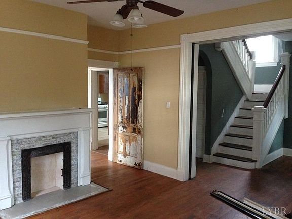 4th image of 850 Victoria Ave