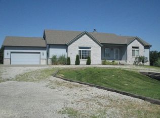 8425 S Kansas Cir, Haysville, KS 67060
