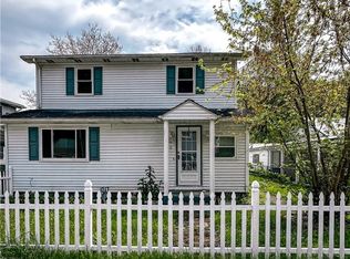 152 Oasis Cir, Logan, WV 25601