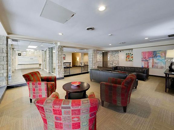 3rd image of 201 Thames Pkwy APT 3H