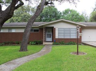 525 Beverly Ln, New Braunfels, TX 78130