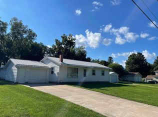 210 Union St, Fayette, IA 52142