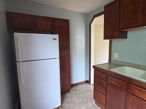 2nd image of 271 Nashua St #3