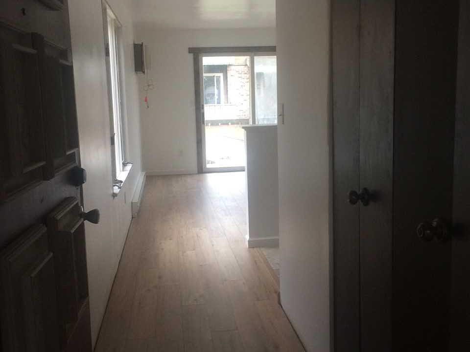 2nd image of 250 E Sebewaing St #12