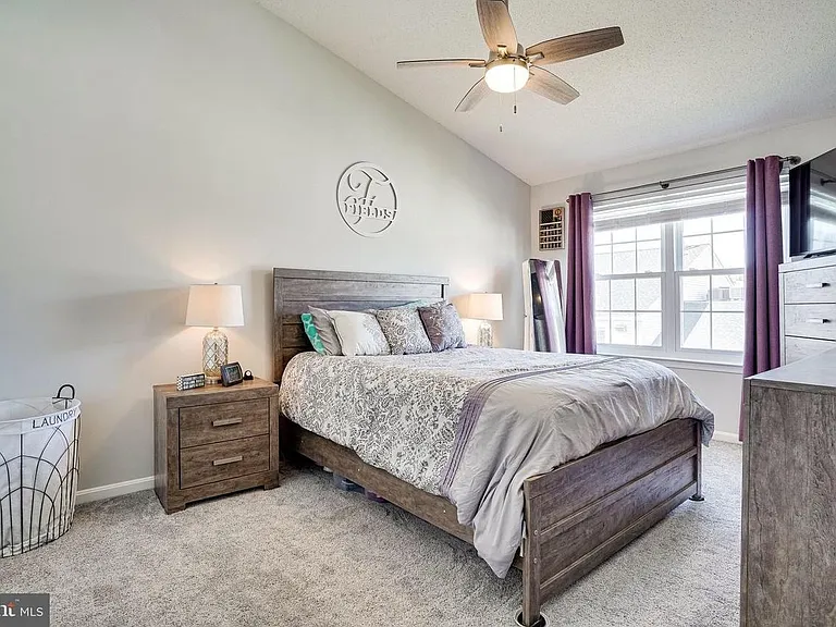8248 Catbird Cir #302 — Photo 10