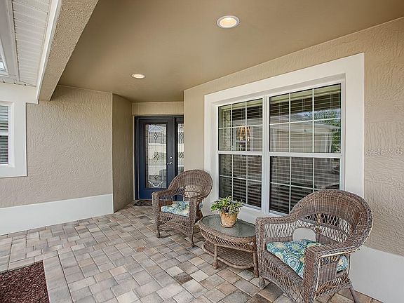 3rd image of 714 Avecilla Dr