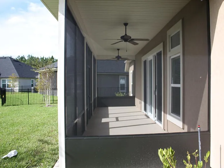 214 Flora Lake Cir — Photo 25