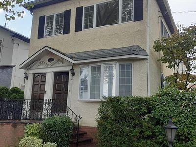 1047 E 4th St, Brooklyn, NY, 11230