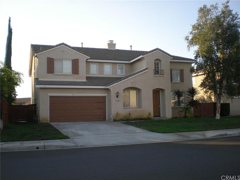 1st image of 39760 Benjamin Ct