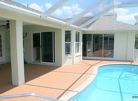 4th image of 2636 SW 46th St