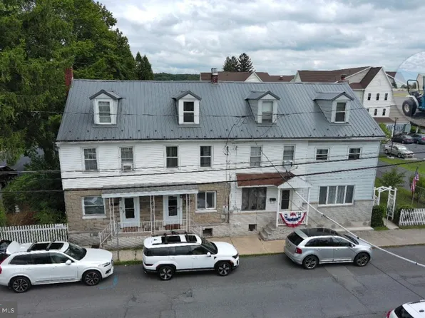 25 N Center St, Frackville, PA 17931