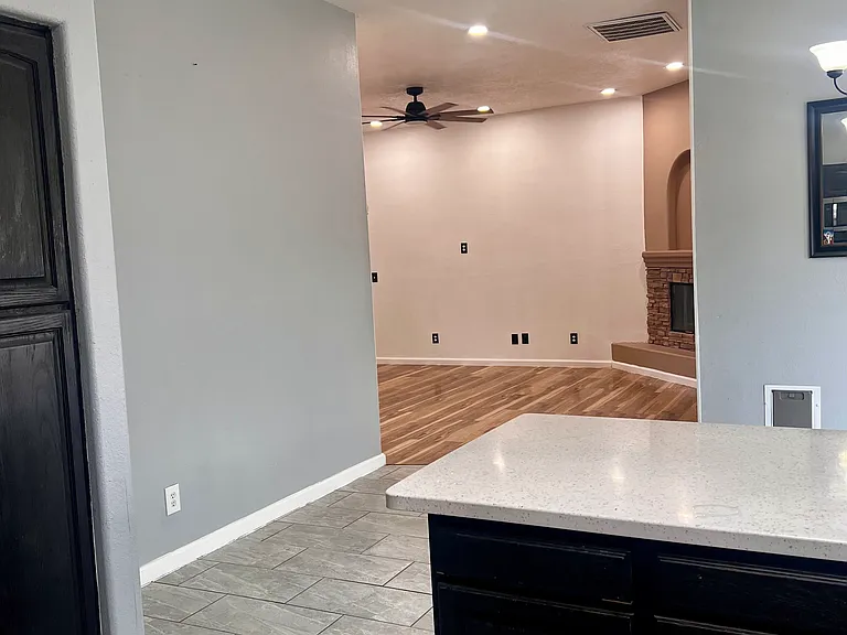 1860 Ash Dr SW — Photo 6