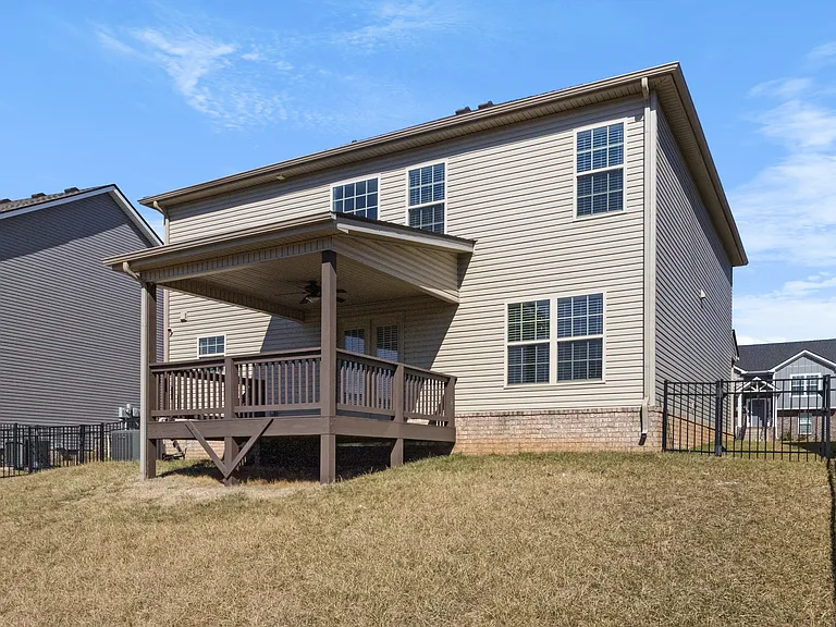 618 Battery Ct — Photo 38