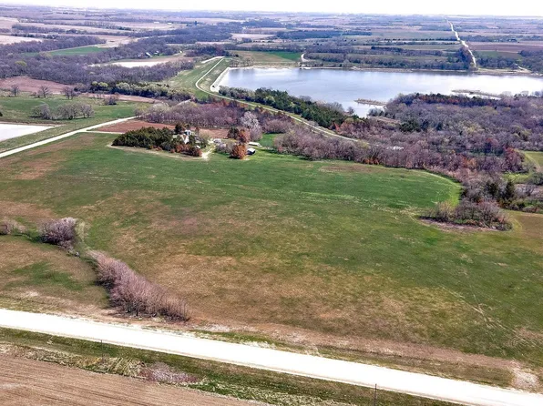 9751 W Wendelin Rd, Crete, NE 68333