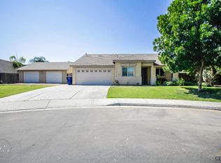 2403 Tropical Ave, Bakersfield, CA 93313