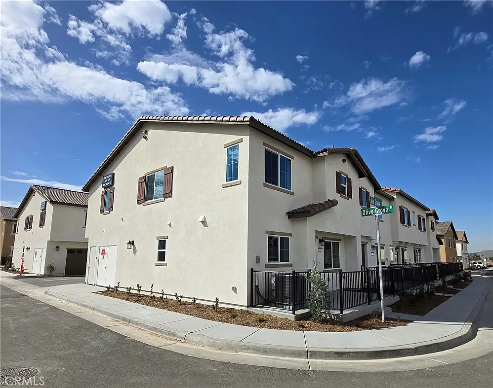 Building Photo - 7281 Olive Grove St