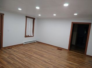 200 Old Hartford Rd #1, Colchester, CT 06415