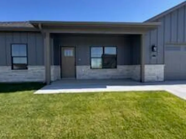 16618 Klinton Dr, Boonville, MO 65233