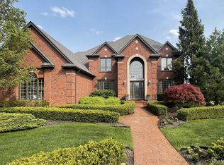 63520 Georgetowne S, Washington, MI 48095