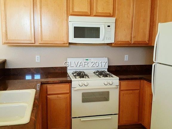 5th image of 9821 Fountain Walk Ave #0