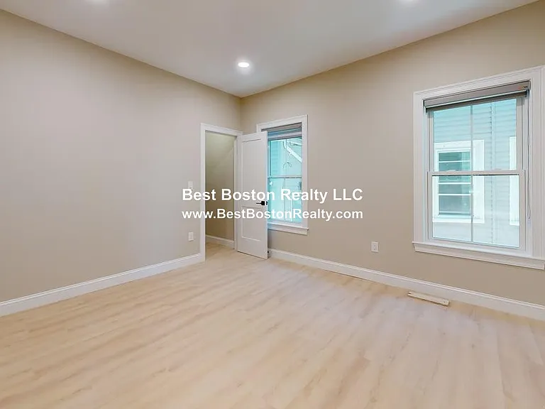 231 Highland Ave #1 — Photo 13