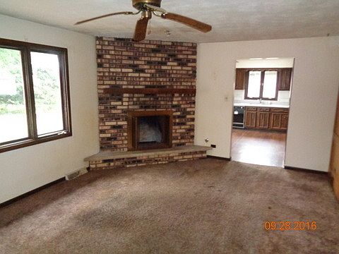 5th image of 2716 Mariner Ct