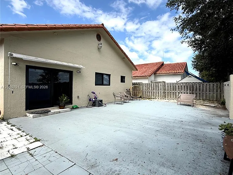 8731 NW 153rd Ter — Photo 21