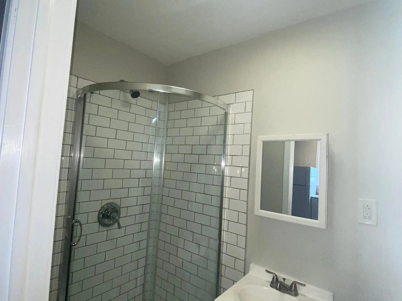 Studio, 500 sqft, $900 — Photo 3