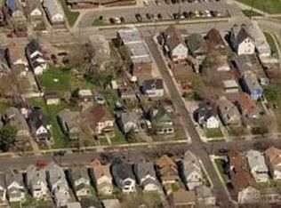 3198 W 17th St, Cleveland, OH