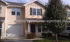 Charming Unit on Quiet Street