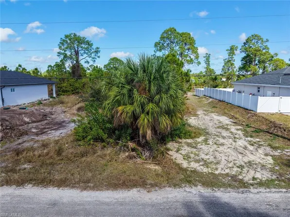 749 Newell ST E, LEHIGH ACRES, FL 33974