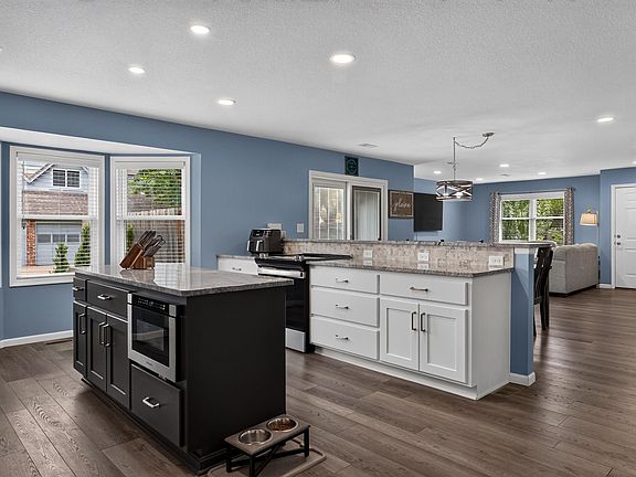 4th image of 5624 SW Foxcroft North Cir Unit 3