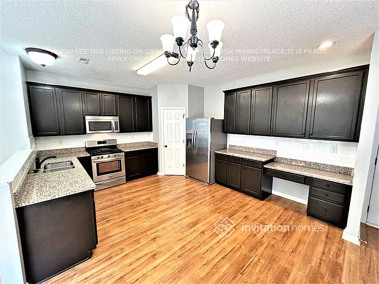 4057 Catawba Creek Dr — Photo 9